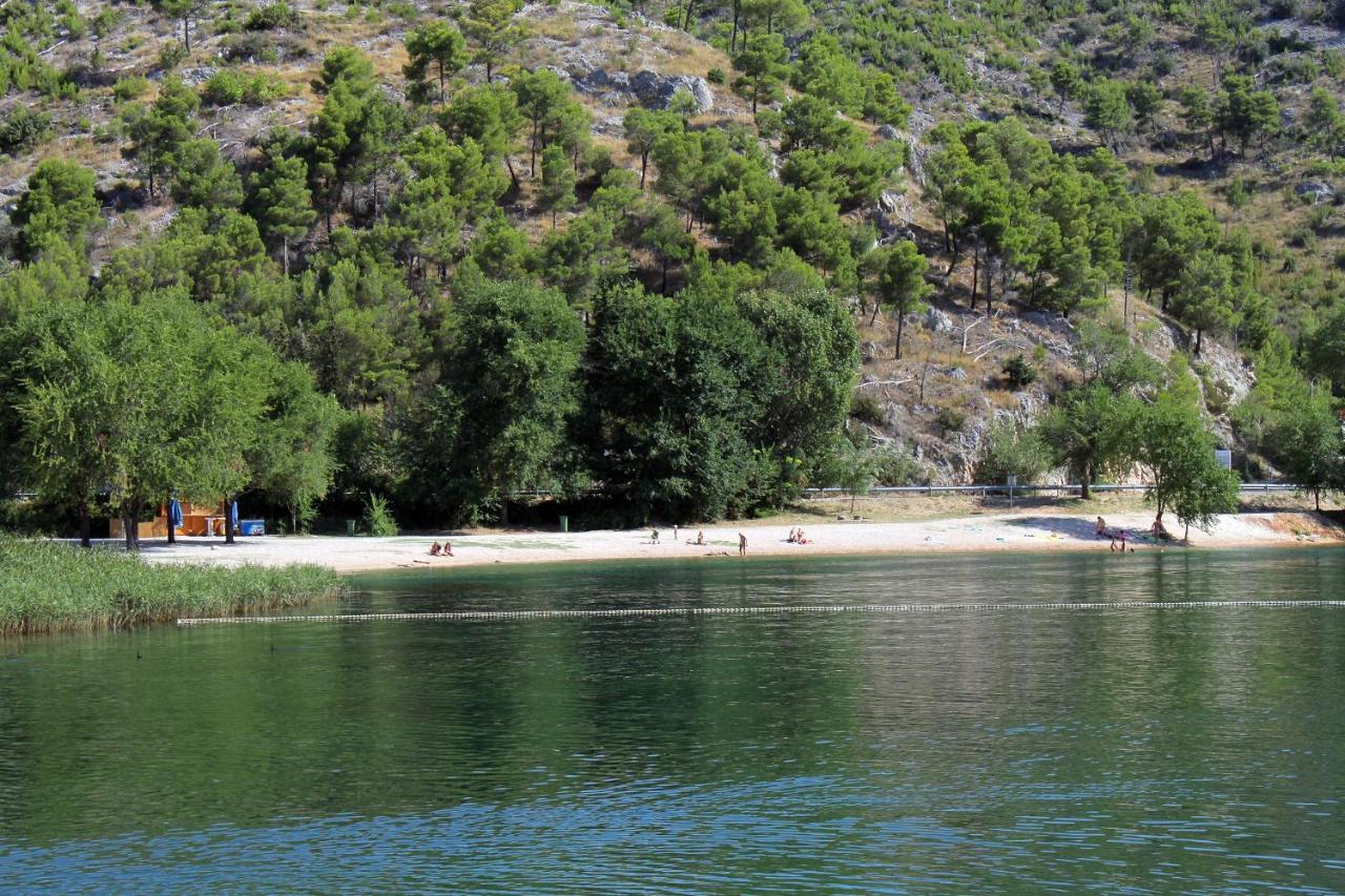 Apartments With A Parking Space Bilice, Krka - 13545 Sibenik Bagian luar foto